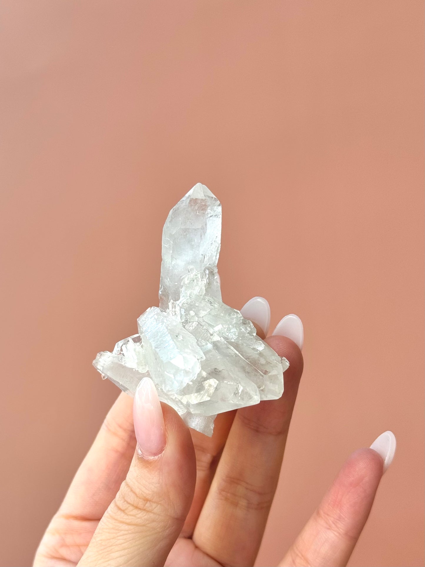 Single Point Clear Quartz Cluster