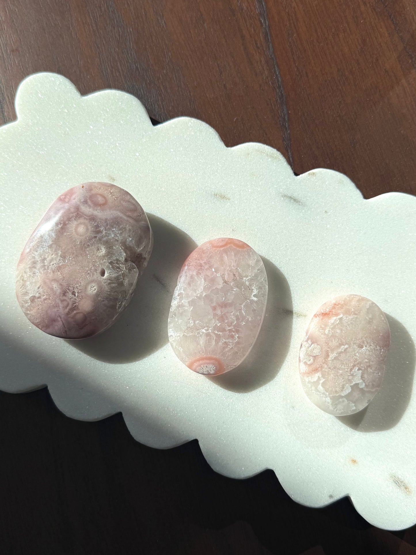 Flower Agate Palmstone