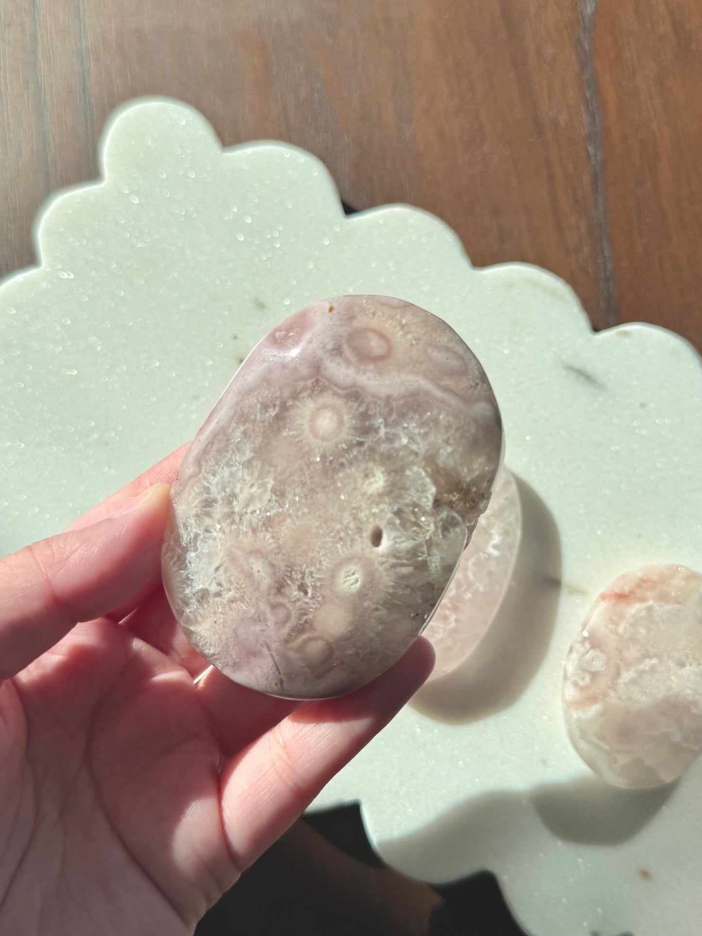 Flower Agate Palmstone