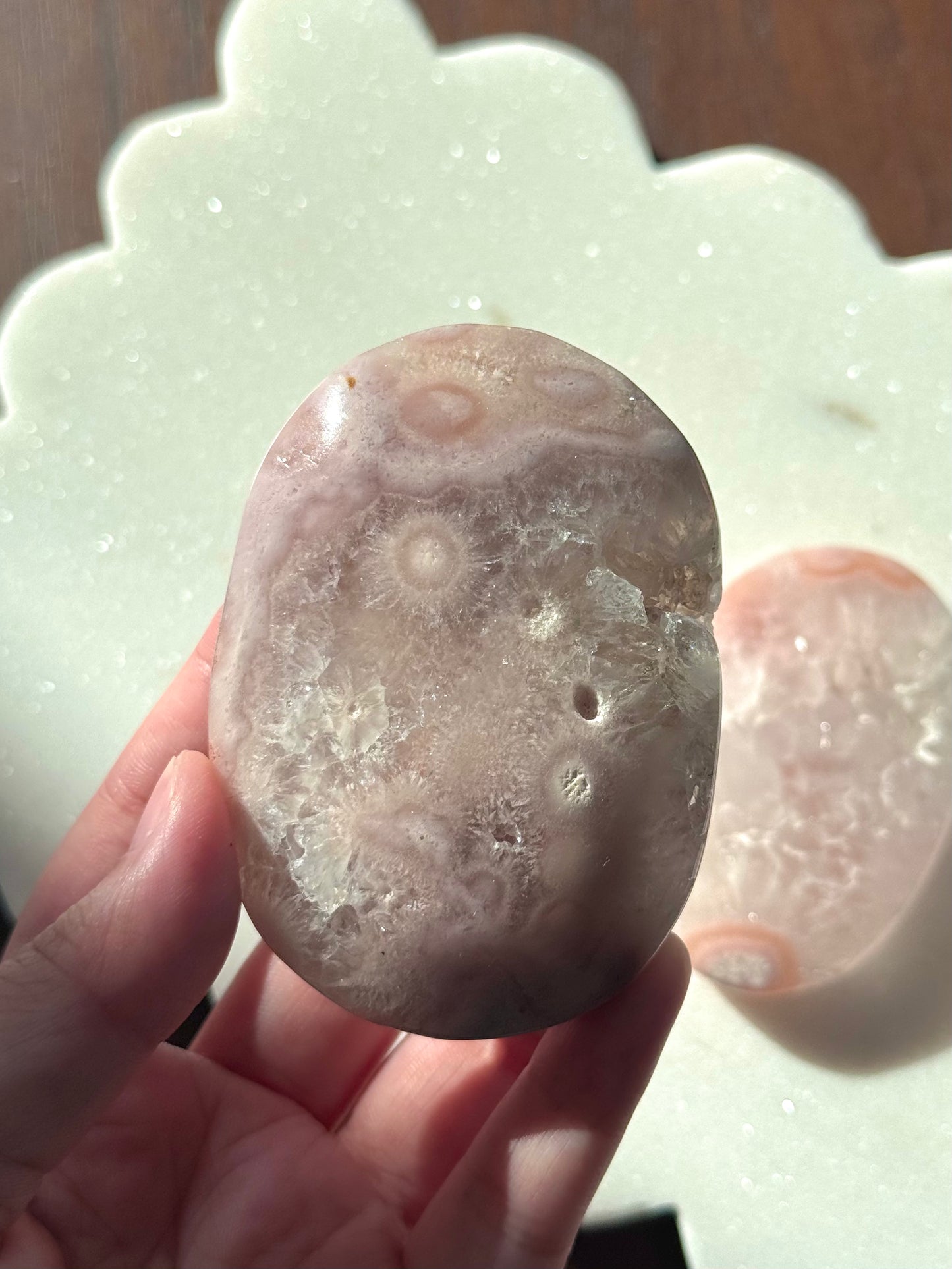 Flower Agate Palmstone