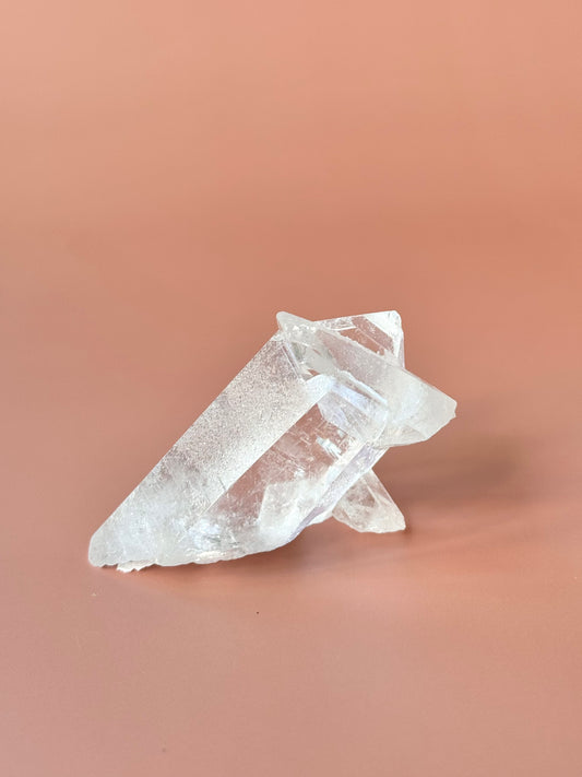 Super Clear Single Point Quartz Cluster